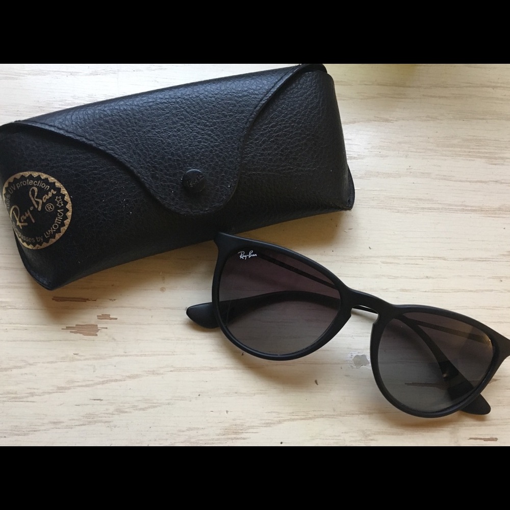 Ray-Ban Authentic Erika 4171 - Great Condition!